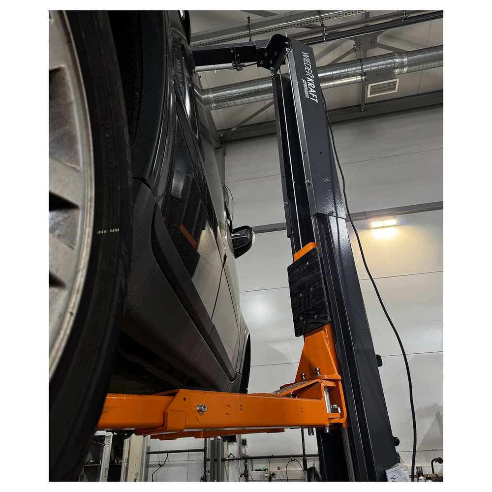 WDK-526 Подъемник двухстоечный с верхней синхронизацией 4,2 тонны, одност. разбл., 380В