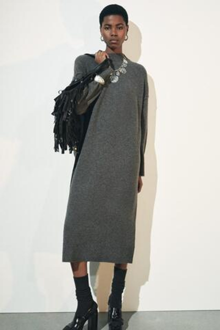ZARA ДЛИННОЕ ТРИКОТАЖНОЕ ПЛАТЬЕ, МЯГКИЙ СЕРЫЙ