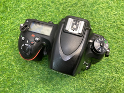 Nikon D750 386.000 кадров