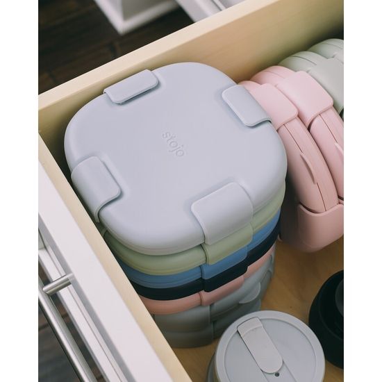 Контейнер складной силиконовый Stojo Box Cashmere, 24 oz / 700 мл