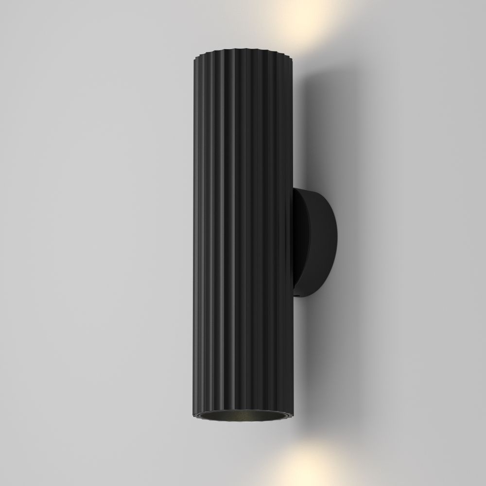 Светильник настенный Maytoni   C106WL-02-GU10-B