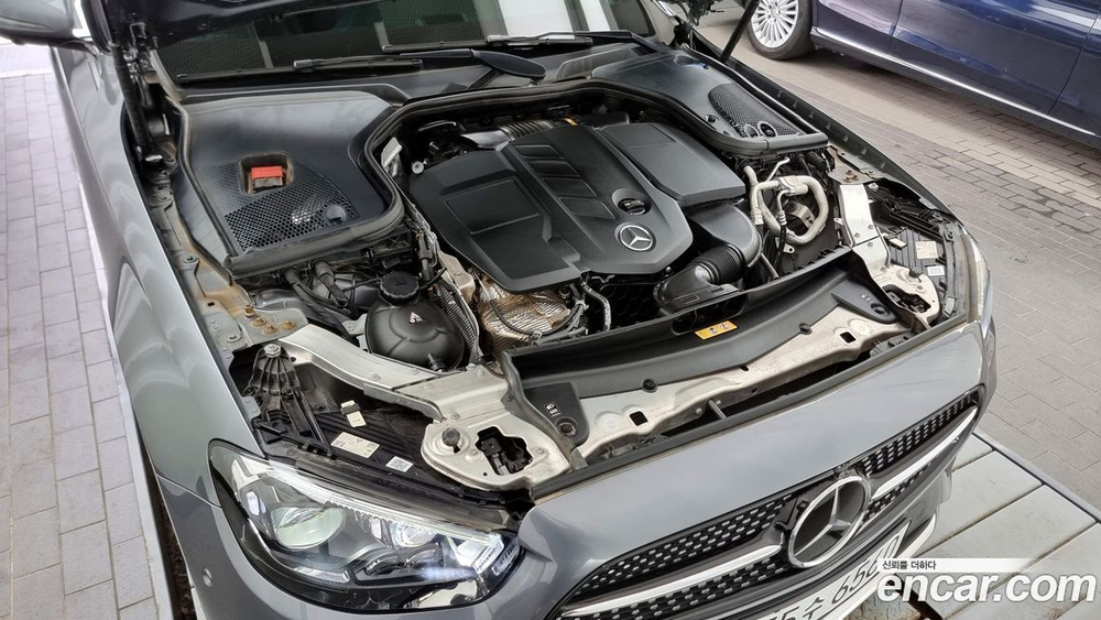 Mercedes-Benz E-Class W213 E220d 4MATIC AMG Line (07.2021)