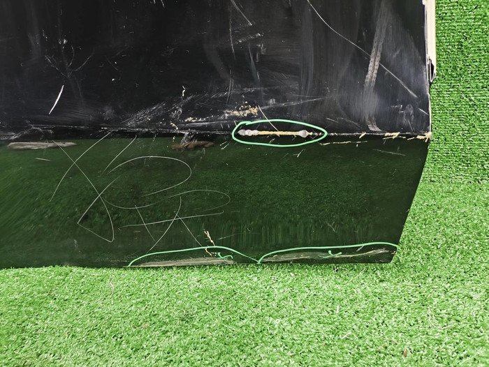 Дверь задняя правая Tesla Model Y (2020-н.в.)