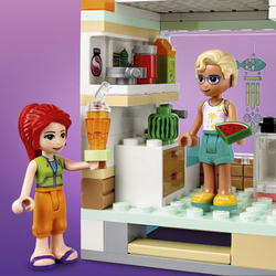 Конструктор LEGO Friends 41709 Пляжный дом для отдыха