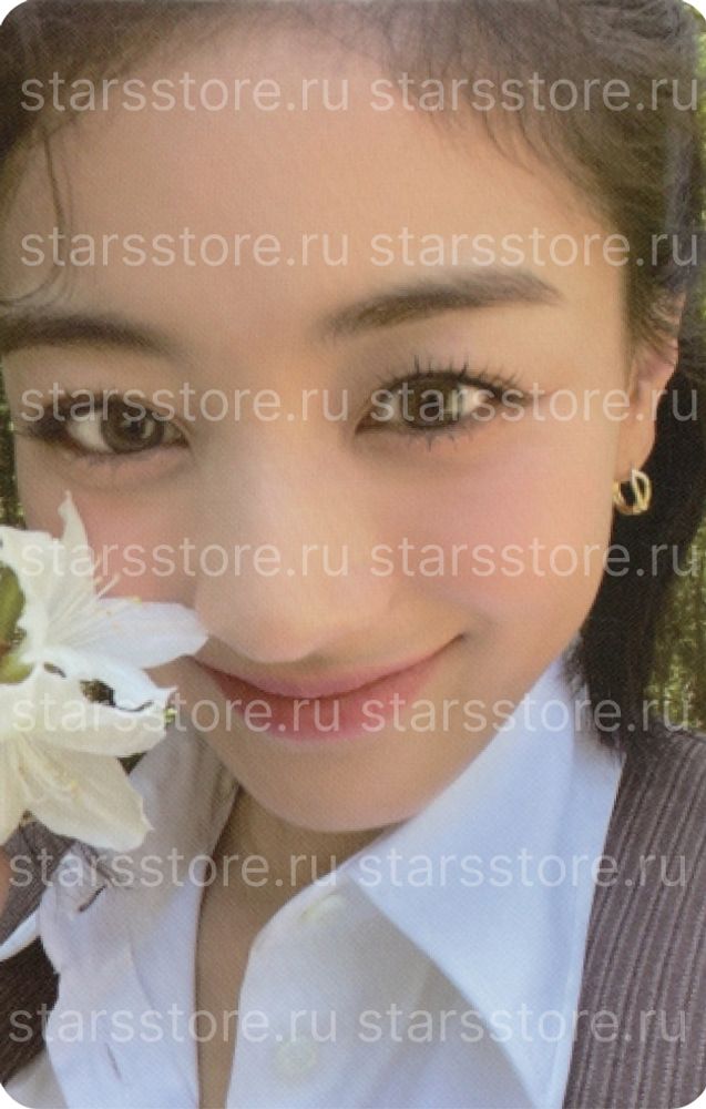 Фотокарта Jihyo TWICE - BETWEEN 1&2 Фотокарта Jihyo TWICE - BETWEEN 1&2