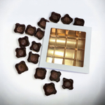 Коробка для конфет ПРЕМИУМ с большим окном 180*180*45 см (16) (белая/золото)