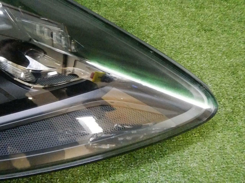 Фара правая Porsche Cayenne 3 (2017-2023) LED