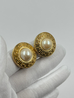 Клипсы с «жемчугом» Givenchy