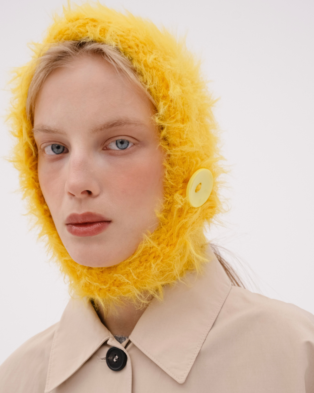 Вязаный чепчик Лимончик