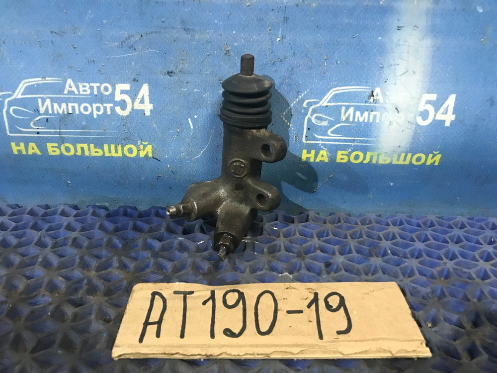 Рабочий цилиндр сцепления TOYOTA CARINA E 1996