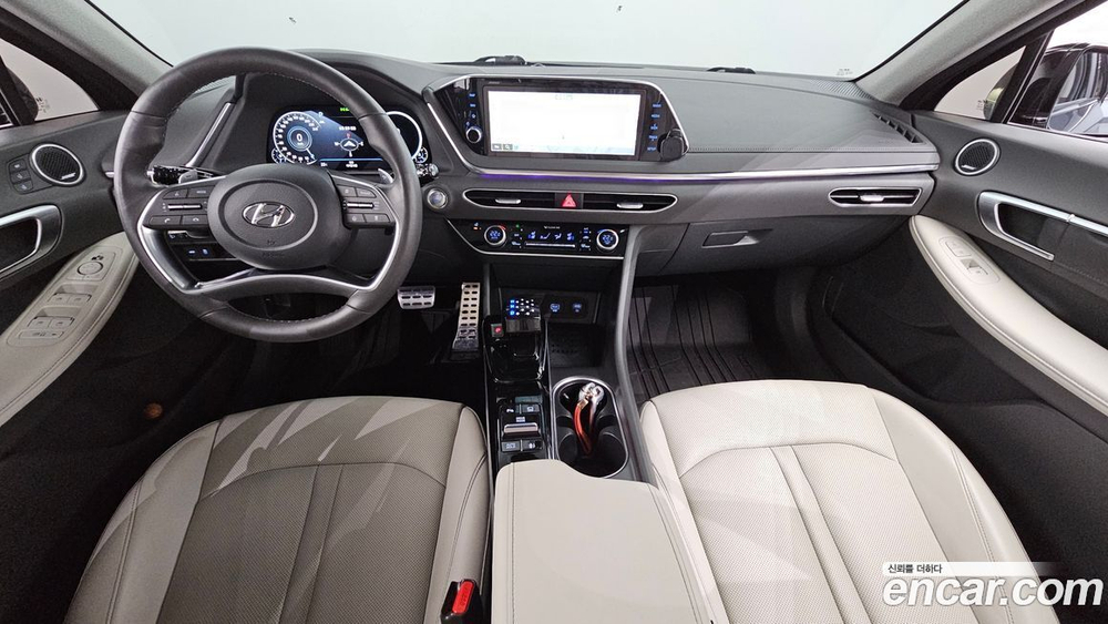 Hyundai Sonata (DN8) 1.6 Turbo (01.2022)