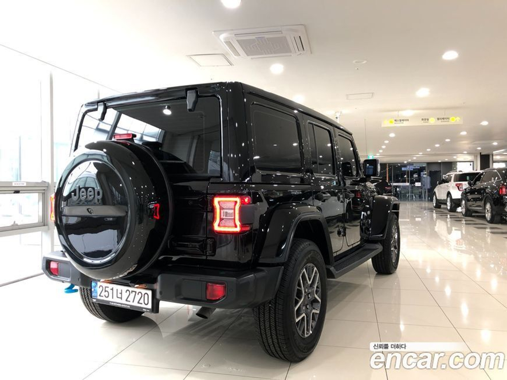Jeep Wrangler (JL) 2.0 Overland Power Top 4 даери 4xe (06.2022)