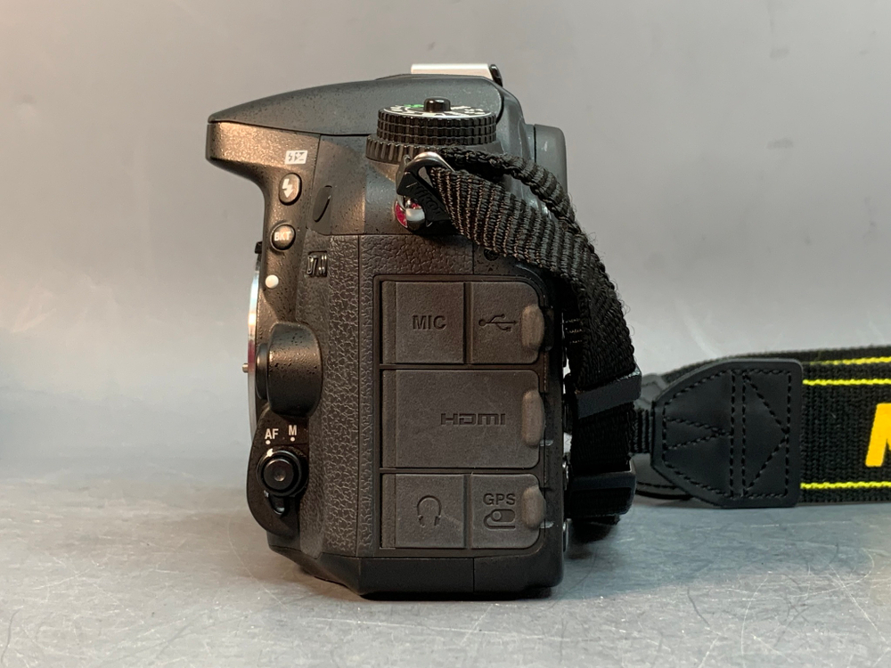 Nikon D7100 Body 36.759 Кадров