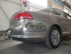 Фаркоп оцинкованный Galia V071A для Volkswagen Passat B6 2005-2010, Passat B7 2010-2015, Passat CC 2012-, Passat Alltrack B7 2012-2015(паспорт и сертификат в комплекте)(без электрики)