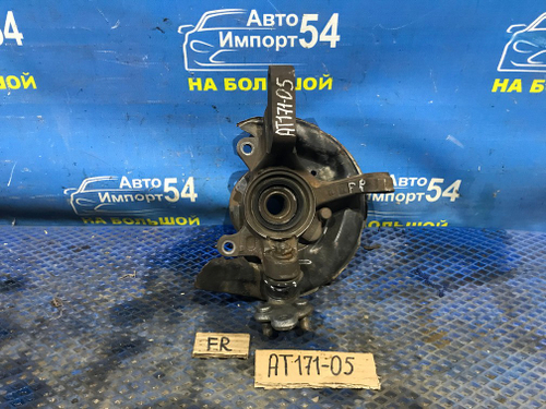 Ступица передняя правая TOYOTA CARINA 1990