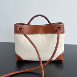 Bottega Veneta Small Andiamo 25 cm