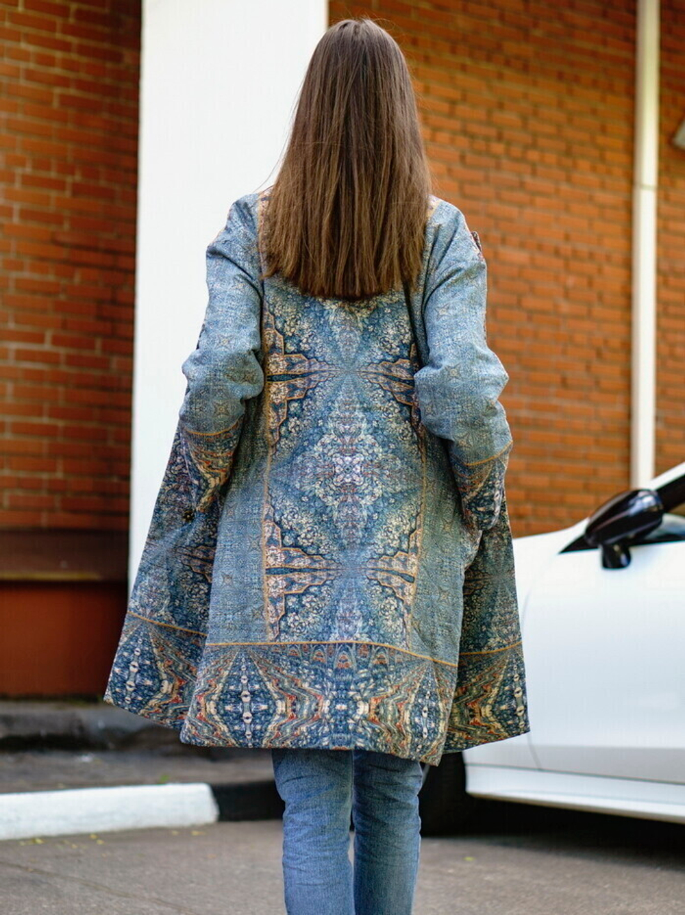 Пальто "Мильфлёр", по мотивам средневековых гобеленов выполненных в технике мильфлёр