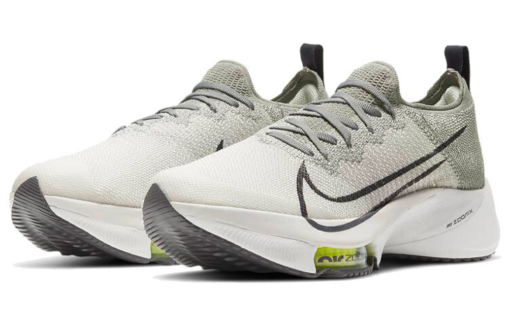 Кроссовки Nike Air Zoom Tempo Next