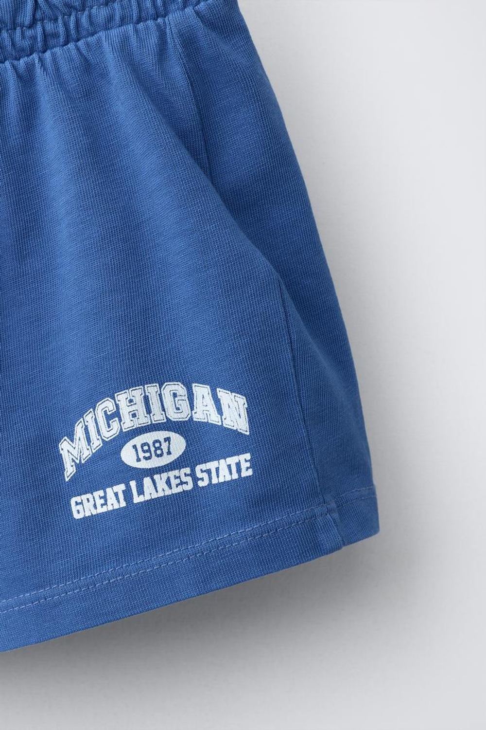 ZARA ШОРТЫ ИЗ МЯГКОЙ ТКАНИ, СИНИЙ