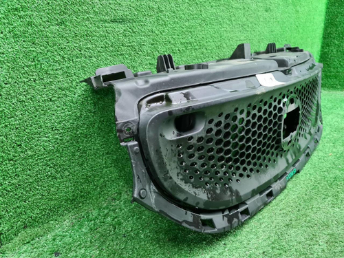 Решетка радиатора Smart Fortwo 3 (2014-н.в.)