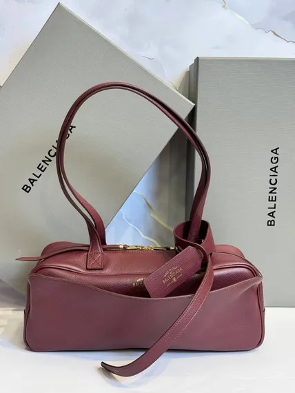 Сумка Balenciaga Carrie