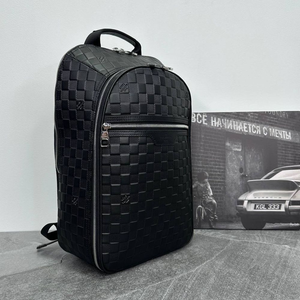 Сумка-мессенджер Louis Vuitton