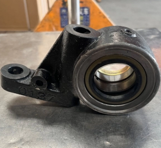 Кронштейн тормозного вала (ПРАВЫЙ) самосвал Sitrak C7H, Howo T5G