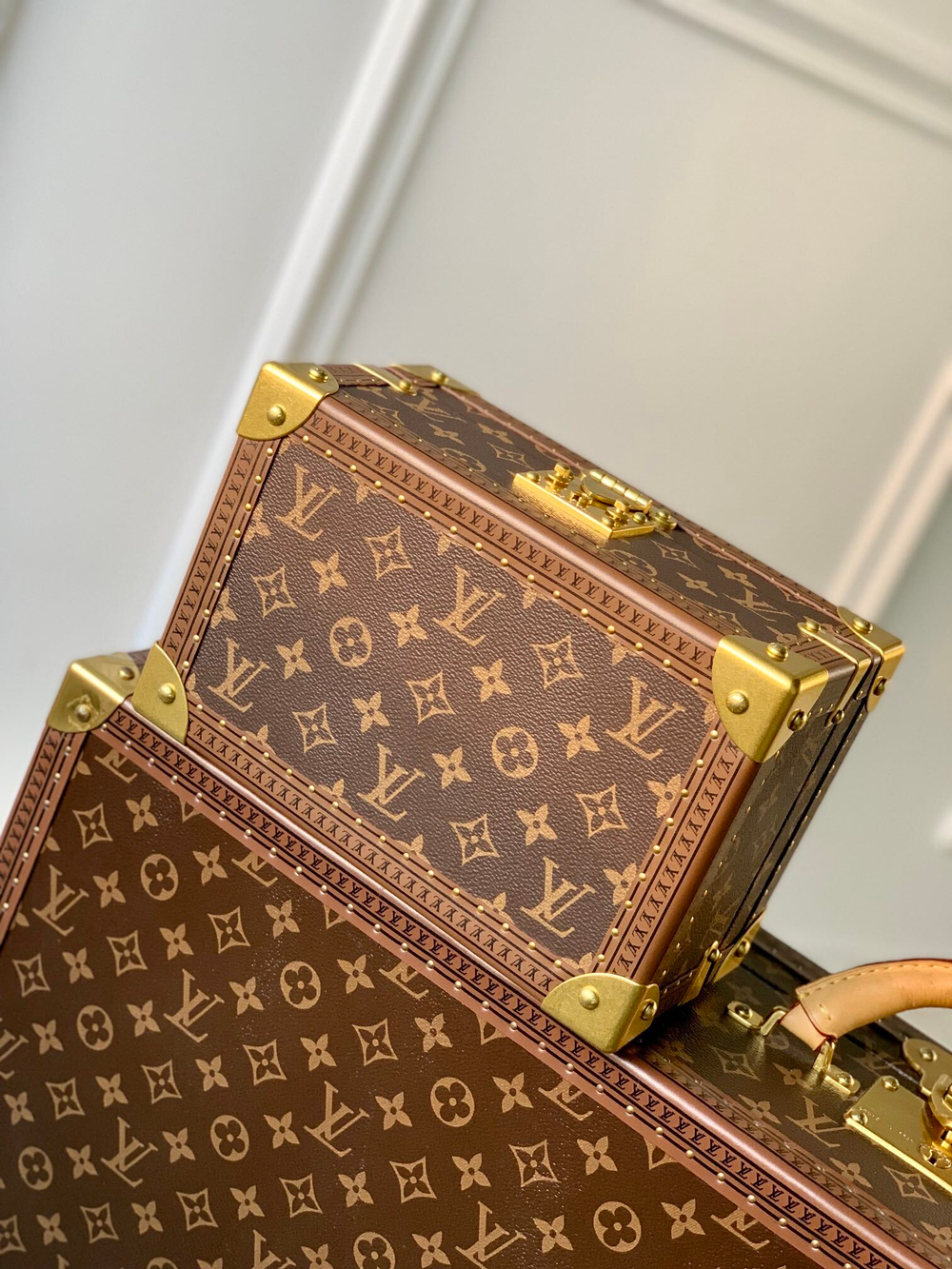 Louis Vuitton Coffret Tresor 24