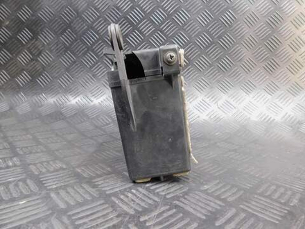 Пластик АКБ Yamaha TDM850 RN03J 2001