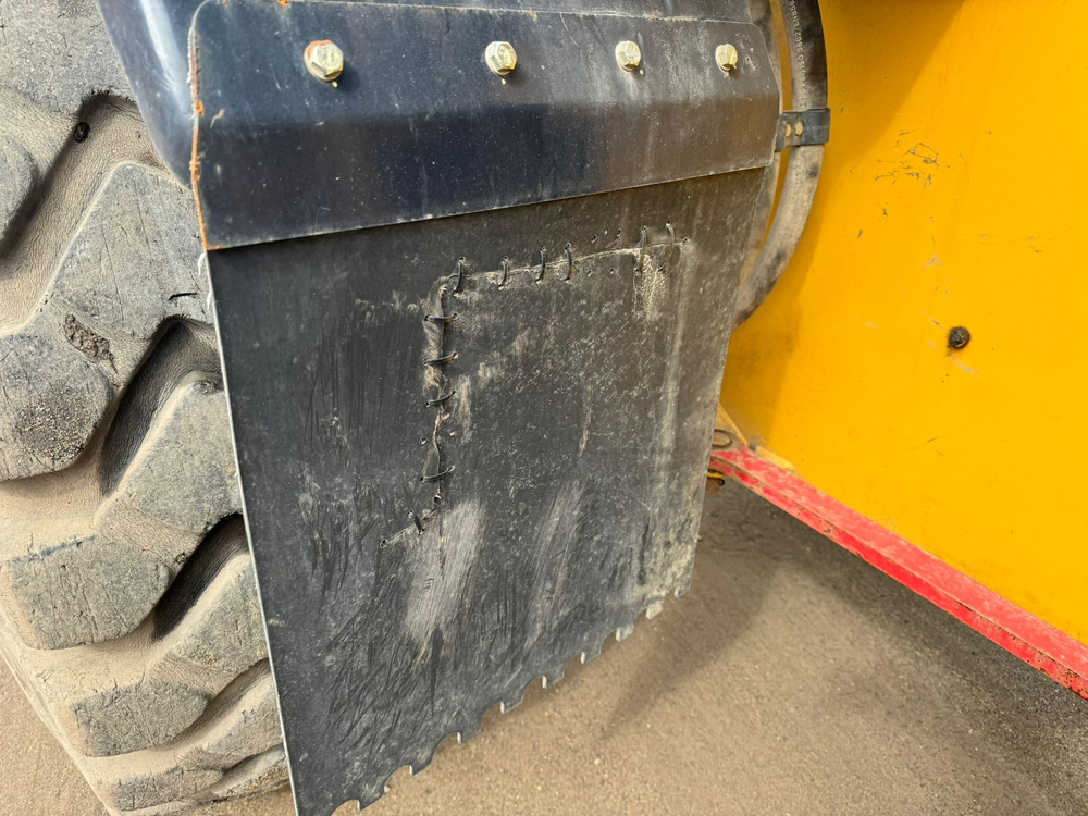 Caterpillar SEM 658 Фронтальный погрузчик SEM 658 D (Дизельный, 9,7 л, 220 л.с., АТ)