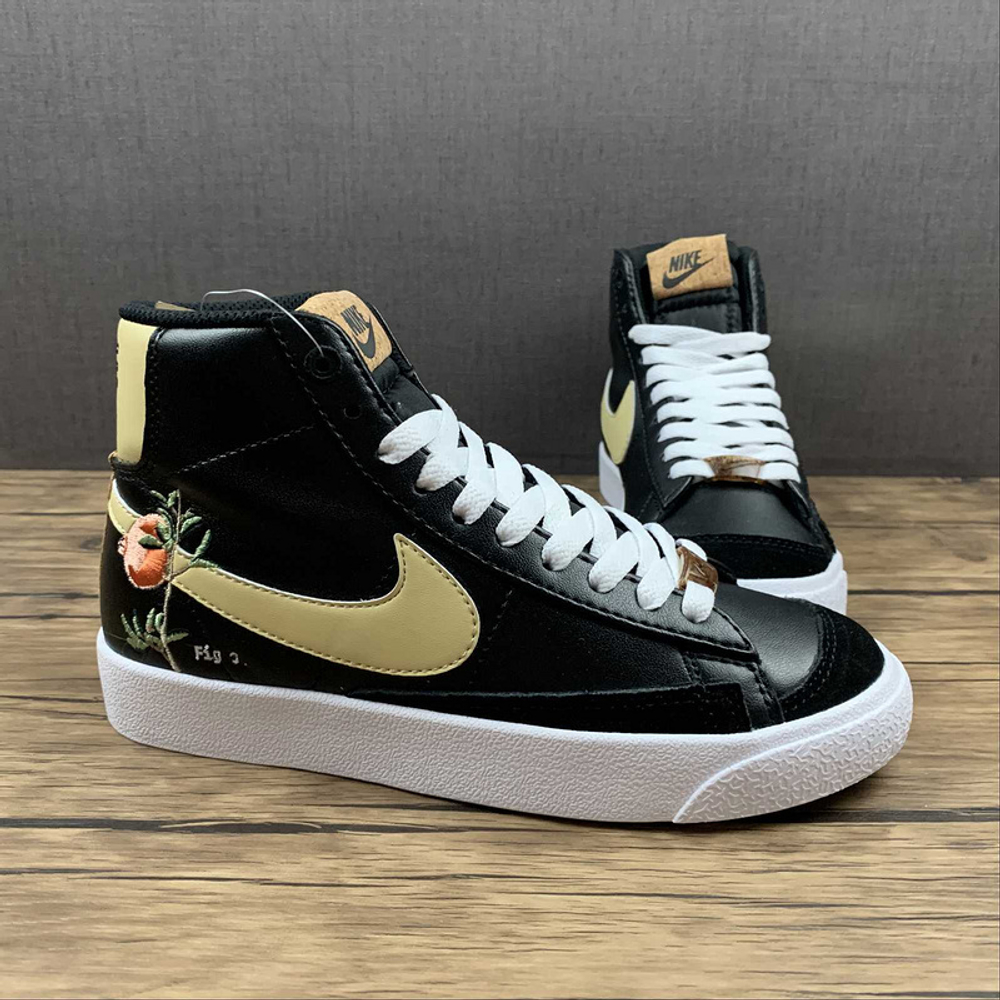 Nike blazer mid floral top