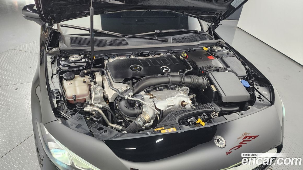 Mercedes-Benz A-Class W177 A220 Sedan (08.2020)