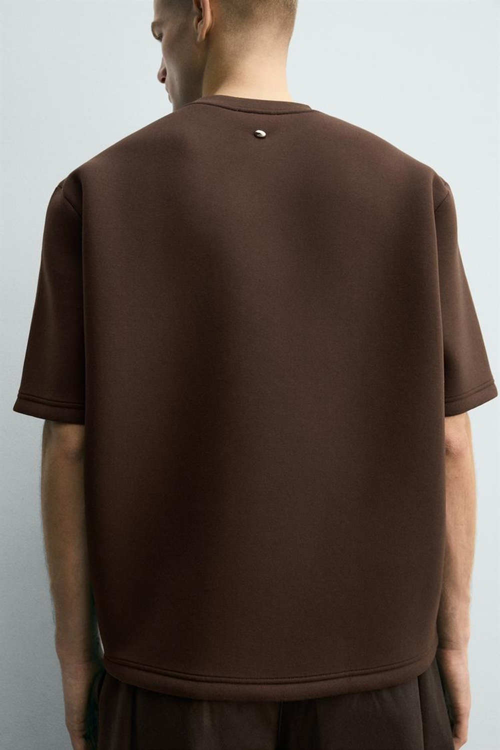 ZARA ТОЛСТОВКА СВОБОДНОГО КРОЯ ИЗ ВЫСОКОТЕХНОЛОГИЧНОЙ ТКАНИ, ТЕМНО-КОРИЧНЕВЫЙ