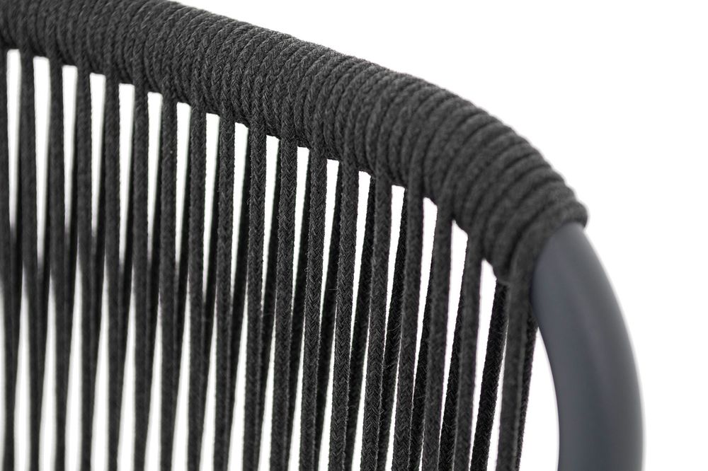 "Ането" стул плетеный из роупа, каркас алюминий темно-серый (RAL7024) муар, роуп темно-серый круглый, ткань темно-серая 027