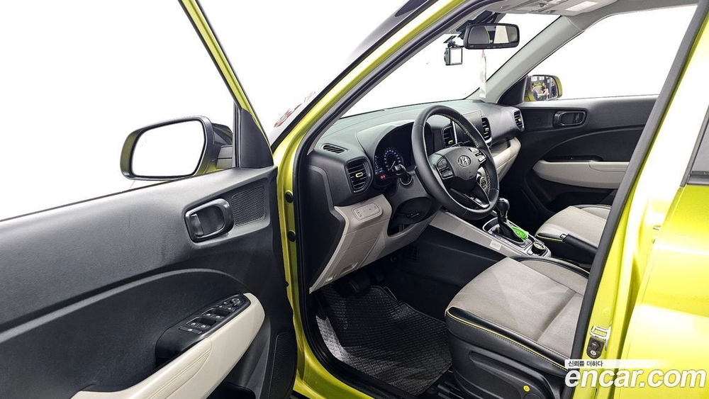 Hyundai Venue 1.6 Fluxe (07.2020)