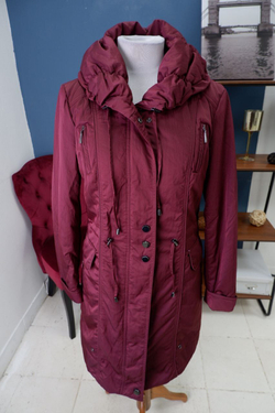 Куртка демисезонная бордо 44 размер