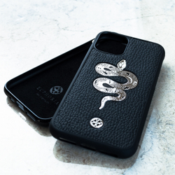 Солидный чехол iPhone со змеей из ювелирного сплава - Euphoria HM Premium - натуральная кожа, стильный чехол, модный