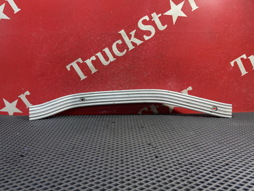 Накладка порога левая