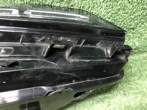 Битая Фара правая Geely Coolray (2023-н.в.) LED