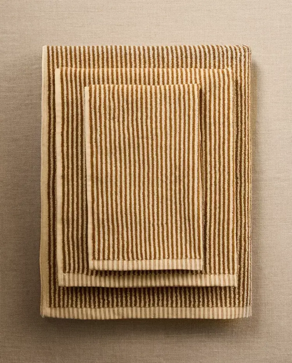 ZARA HOME БАННОЕ ПОЛОТЕНЦЕ В ПОЛОСКУ, ОЛИВКОВЫЙ
