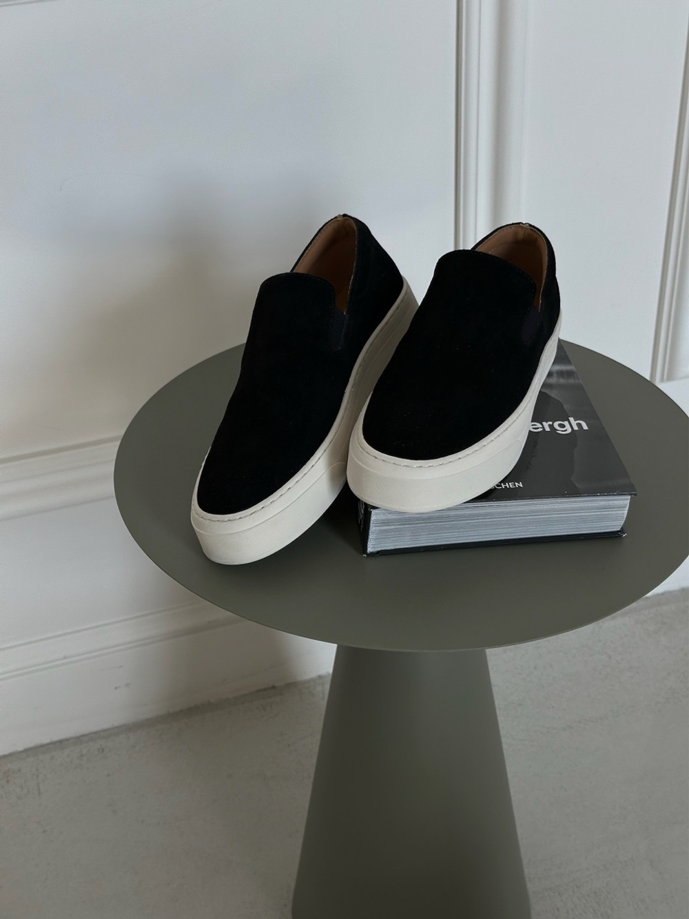 Слипоны из натуральной зашми