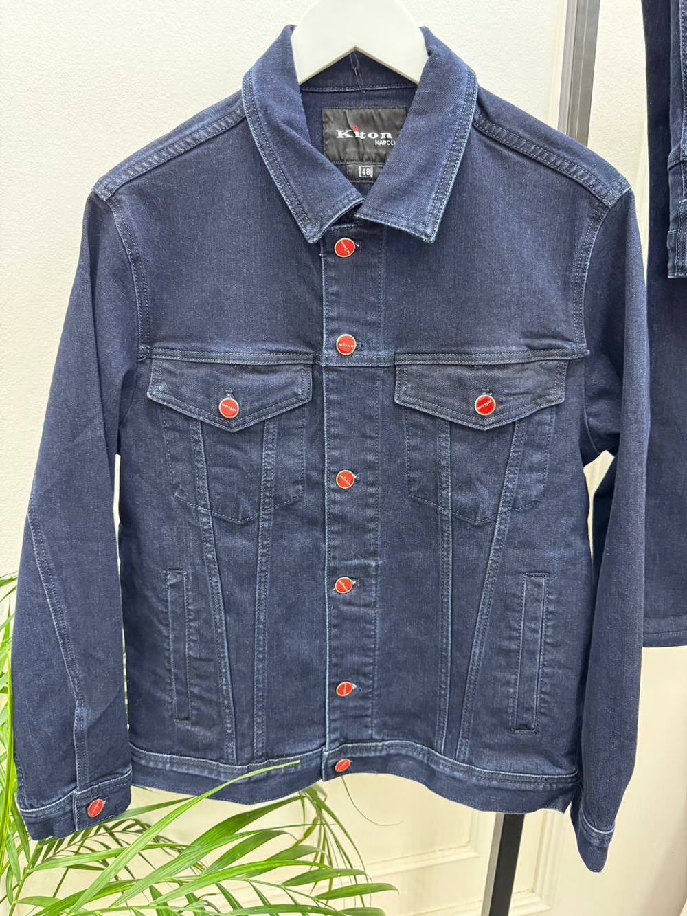 Джинсовый костюм Kiton