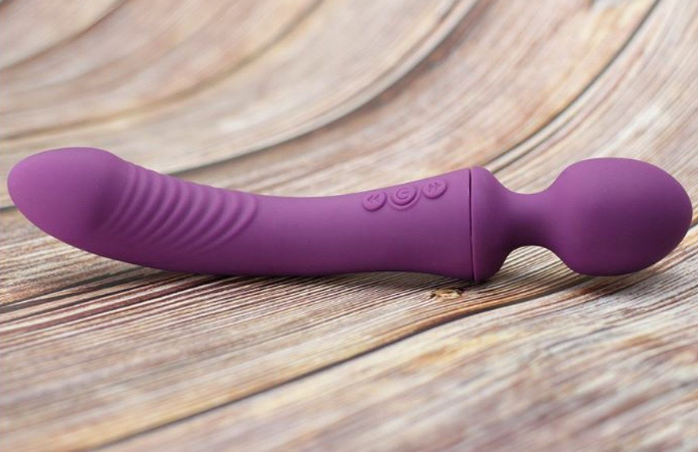 Фиолетовый двусторонний вибратор - 23,5 см. (Цвет: фиолетовый)