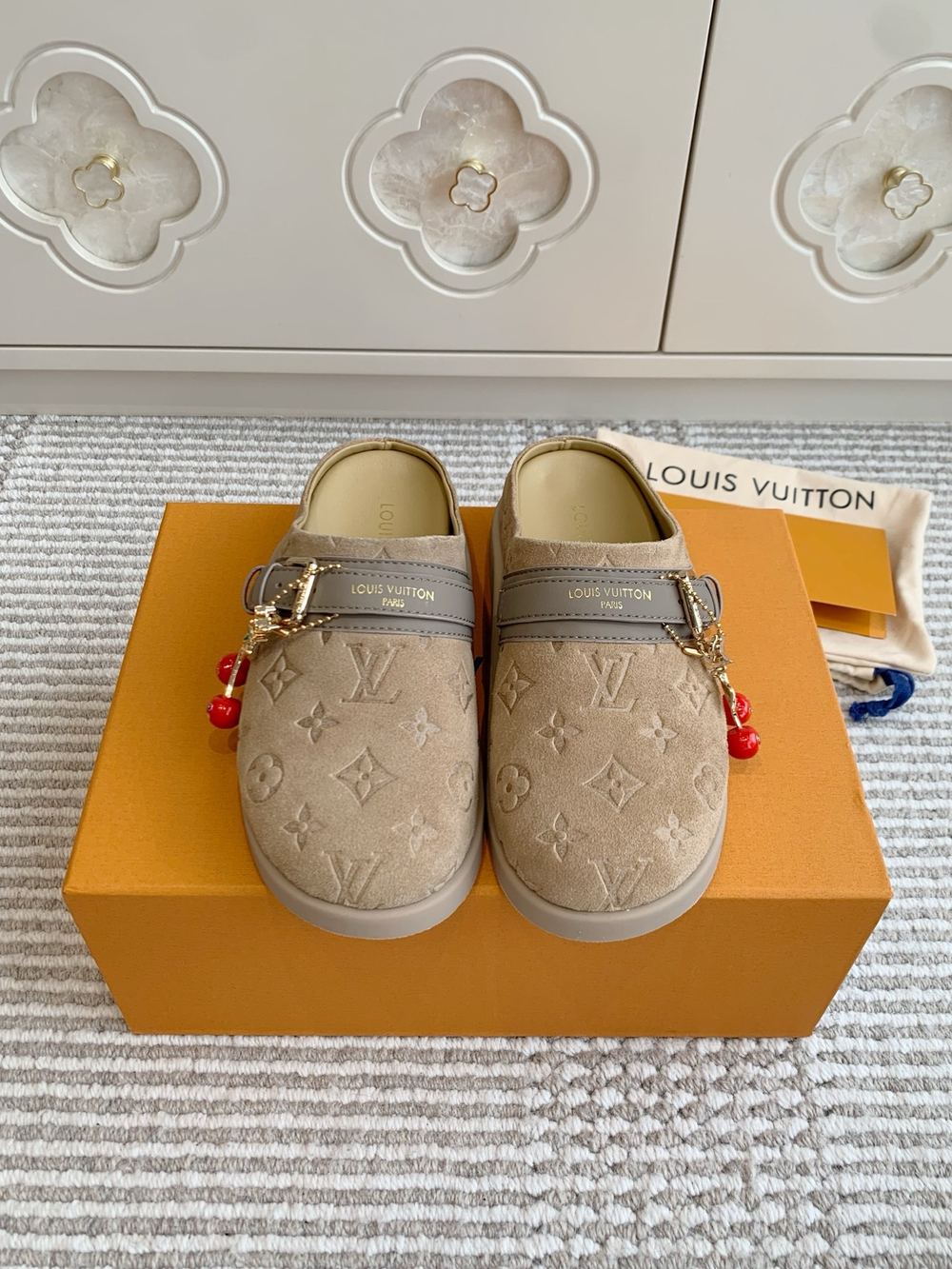 Louis Vuitton Flat Comfort Clog