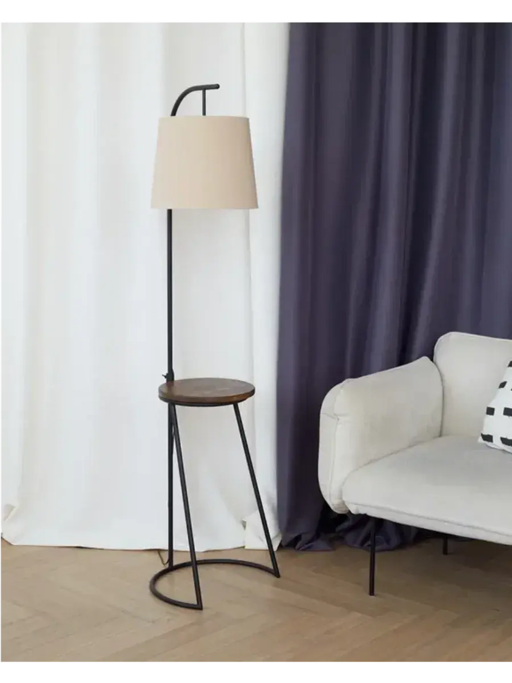 Торшер напольный с абажуром в гостиную современный