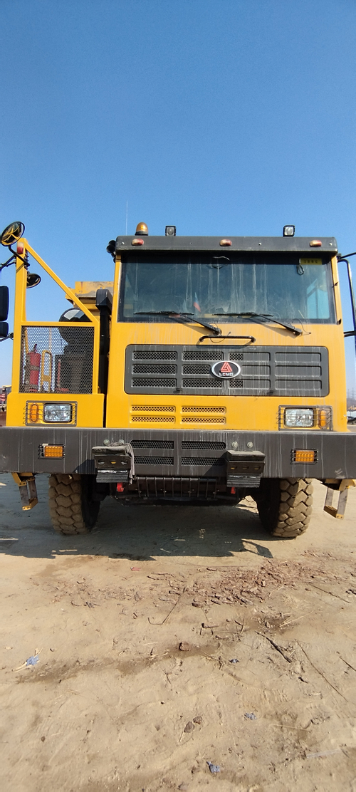 LGMG MT106H 6x4 Карьерный самосвал MT106H (Дизельный, 12,5 л, 530 л.с., АТ)