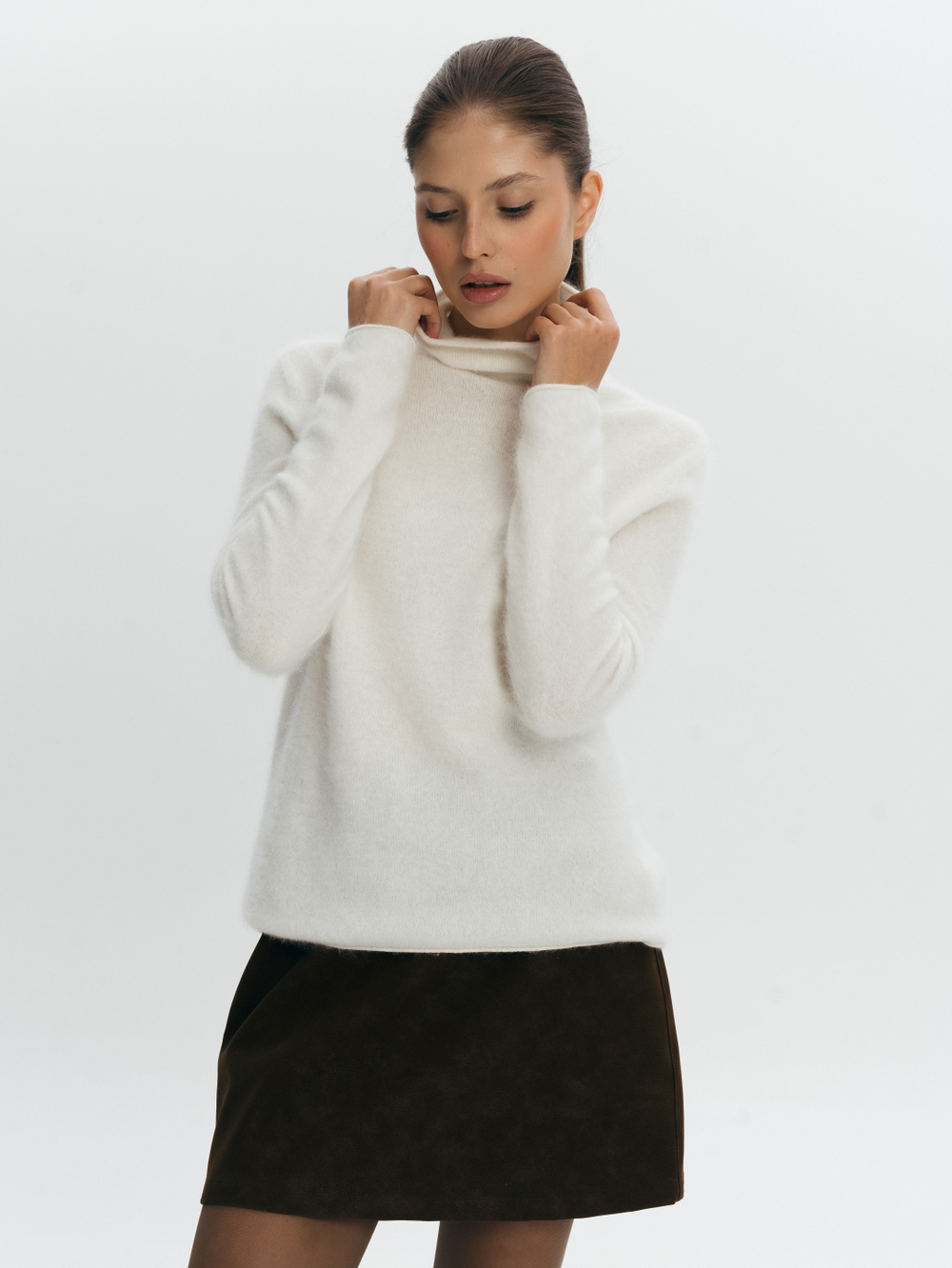 Свитер из тонкой шерсти