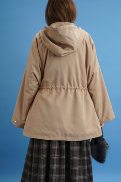 Парка утепленная, бежевая