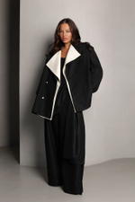 Жакет в полоску с двойным лацканом