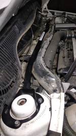Распорка передних стоек (цельная) Volkswagen Golf 5 (V), 6 (VI) и Skoda Octavia 2 (A5)